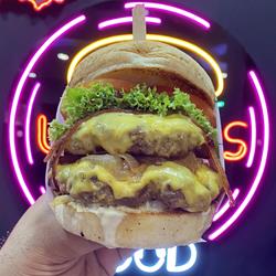 DOBLE BURGUER SUPREMA