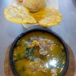 Sancocho de pescado (bagre)